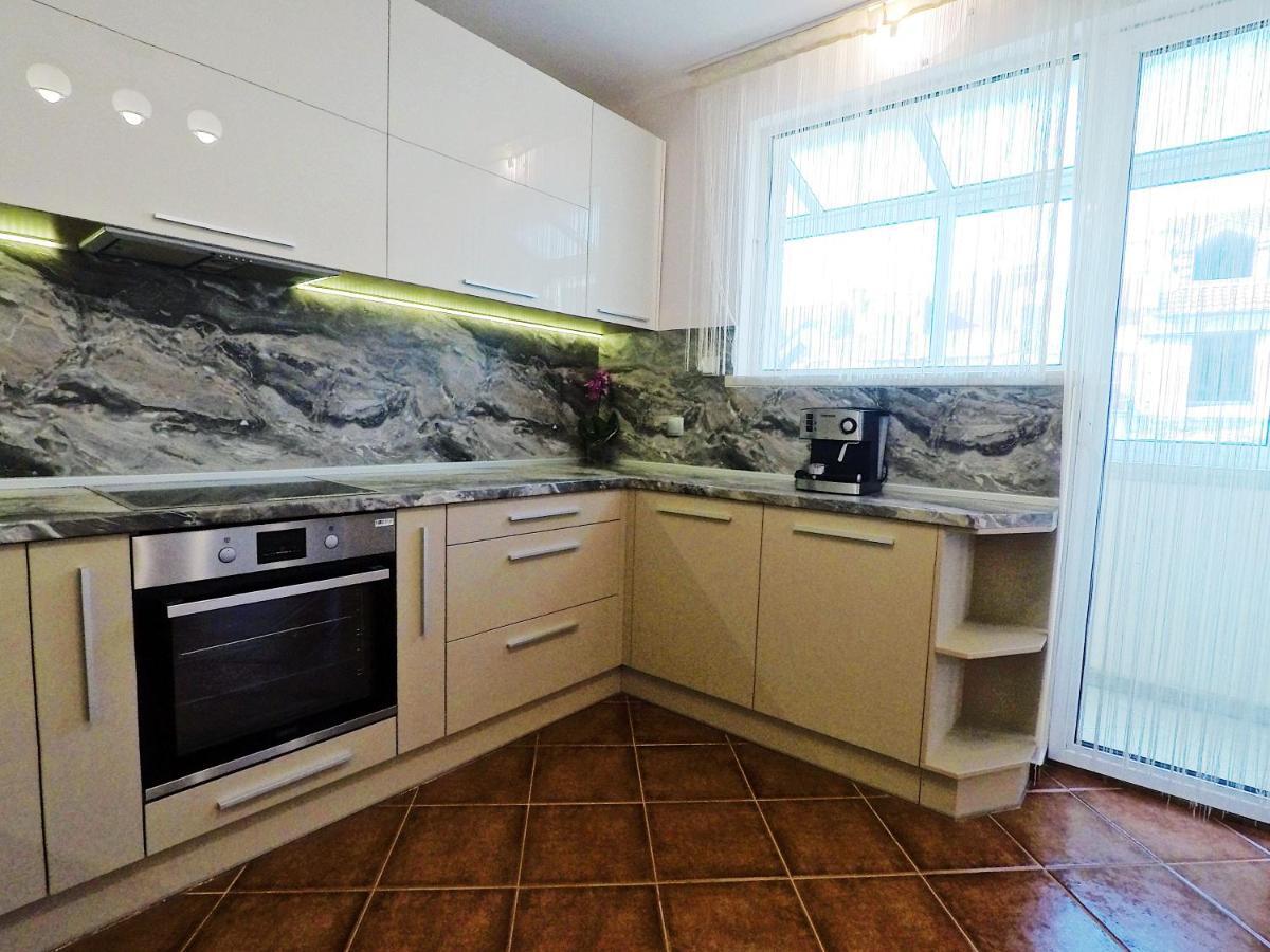 Spacious And Bright Maisonette Varna Center Экстерьер фото