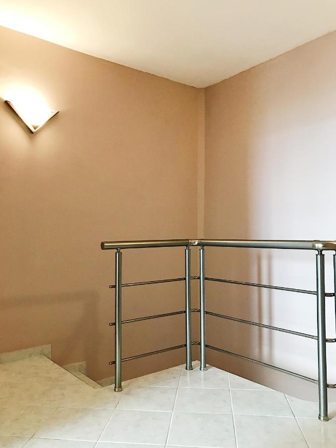 Spacious And Bright Maisonette Varna Center Экстерьер фото