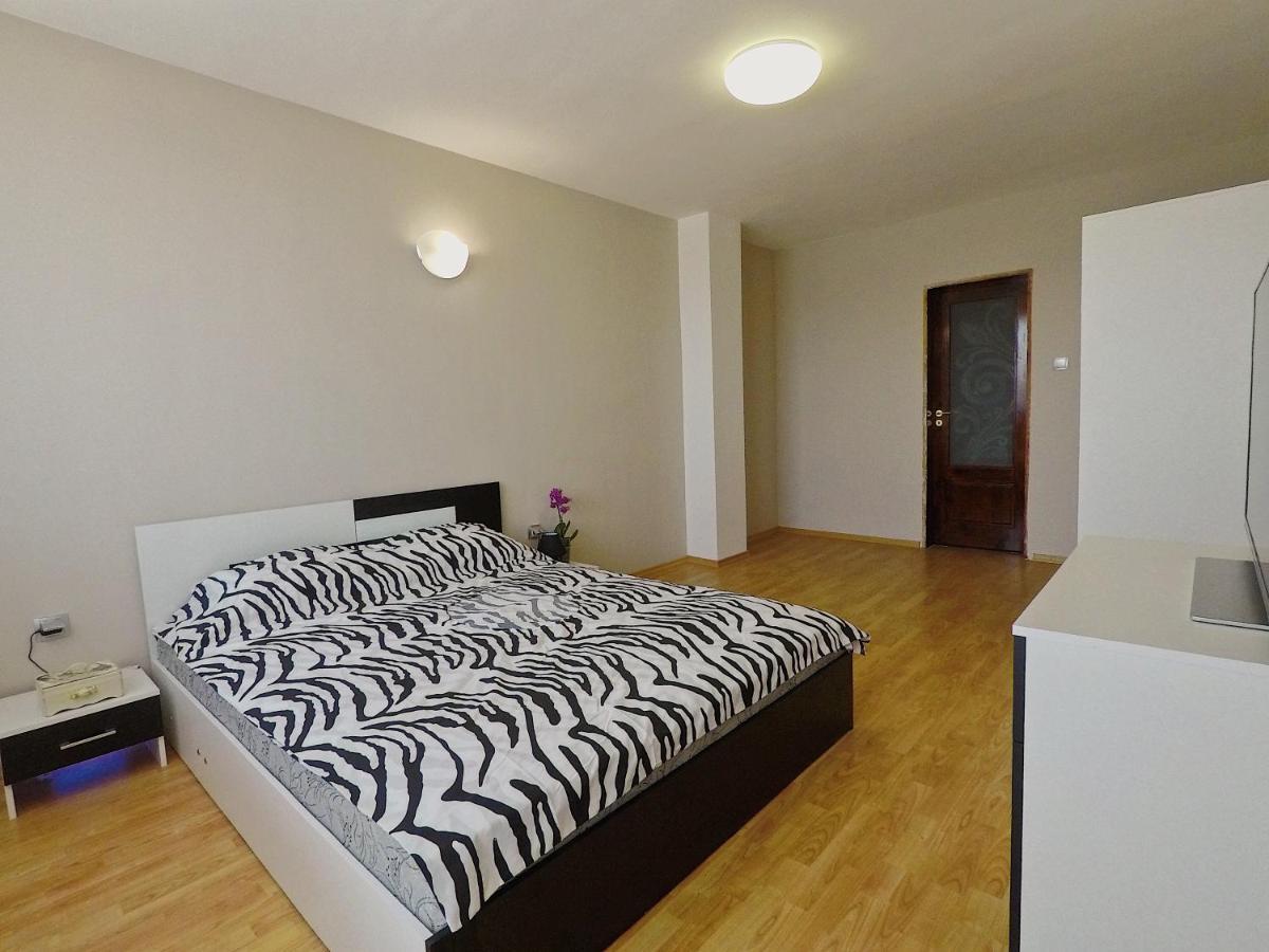 Spacious And Bright Maisonette Varna Center Экстерьер фото